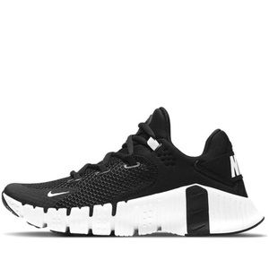 Black Nike Metcon 4